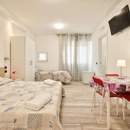Hotel Venice Pink House Marghera Exteriér fotografie