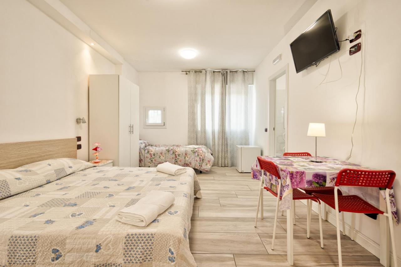 Hotel Venice Pink House Marghera Exteriér fotografie